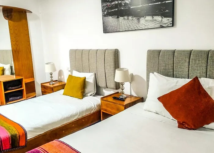 Hotel Market San Pedro 3*