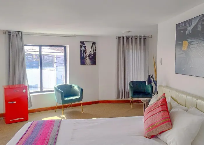 Hotel Market San Pedro 3*