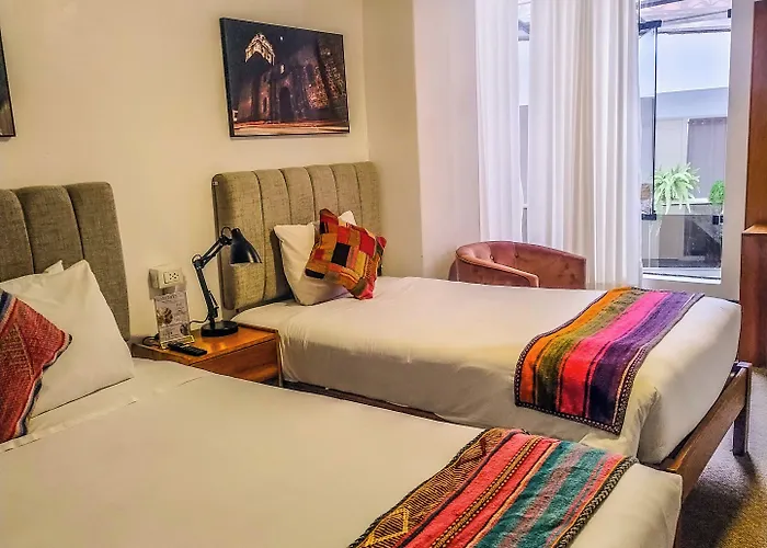 Hotel Market San Pedro 3*